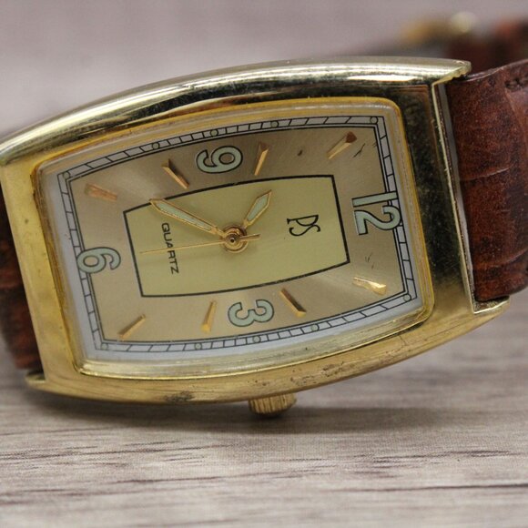 Vintage Paul Sebastian Watch Mens Gold Tone Stainless Steel Classic Leather Band - Picture 6 of 9